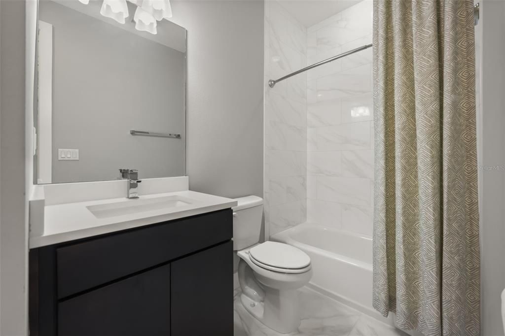 For Sale: $489,900 (3 beds, 3 baths, 1989 Square Feet)