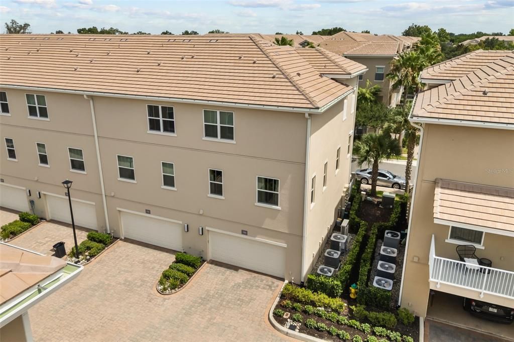 For Sale: $489,900 (3 beds, 3 baths, 1989 Square Feet)