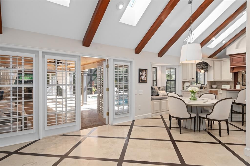 En Venta: $1,450,000 (4 camas, 3 baños, 3955 Pies cuadrados)