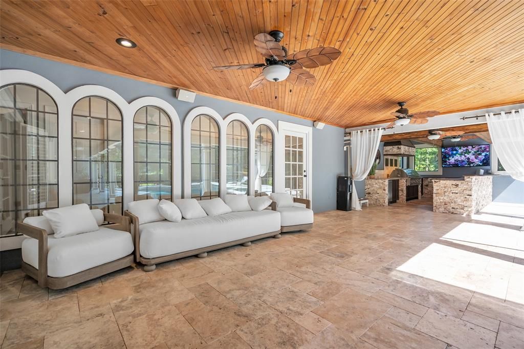 En Venta: $1,450,000 (4 camas, 3 baños, 3955 Pies cuadrados)