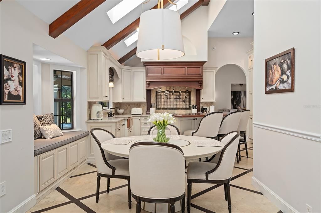 En Venta: $1,450,000 (4 camas, 3 baños, 3955 Pies cuadrados)