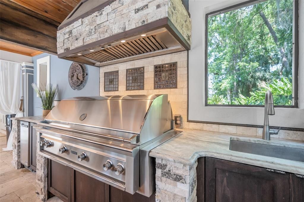 En Venta: $1,450,000 (4 camas, 3 baños, 3955 Pies cuadrados)