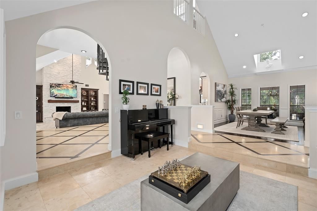 En Venta: $1,450,000 (4 camas, 3 baños, 3955 Pies cuadrados)