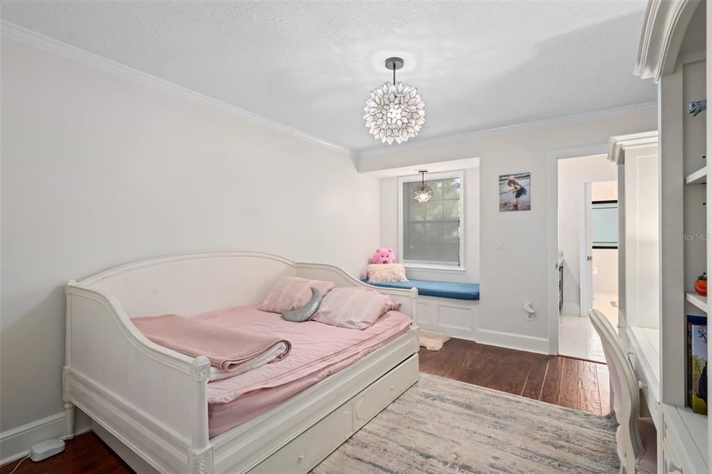 En Venta: $1,450,000 (4 camas, 3 baños, 3955 Pies cuadrados)