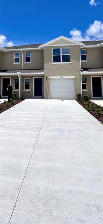 For Rent: $2,150 (3 beds, 2 baths, 1464 Square Feet)