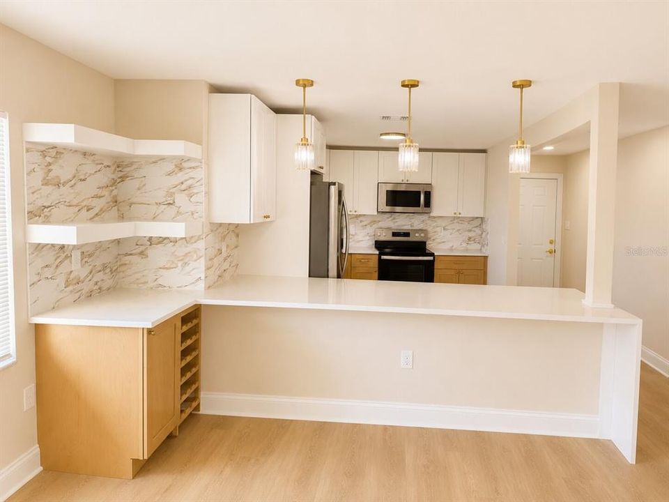 На продажу: $399,950 (4 спален, 2 ванн, 1546 Квадратных фут)