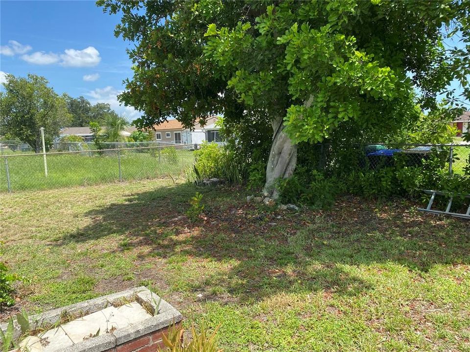 For Sale: $210,000 (2 beds, 2 baths, 1280 Square Feet)