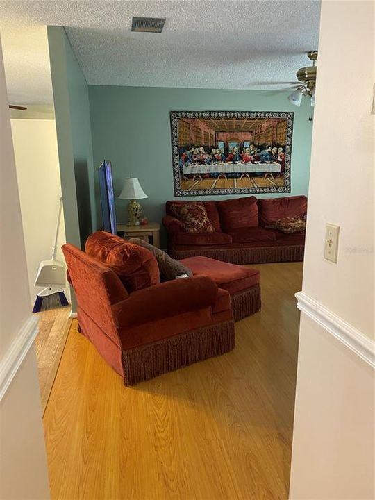 For Sale: $210,000 (2 beds, 2 baths, 1280 Square Feet)