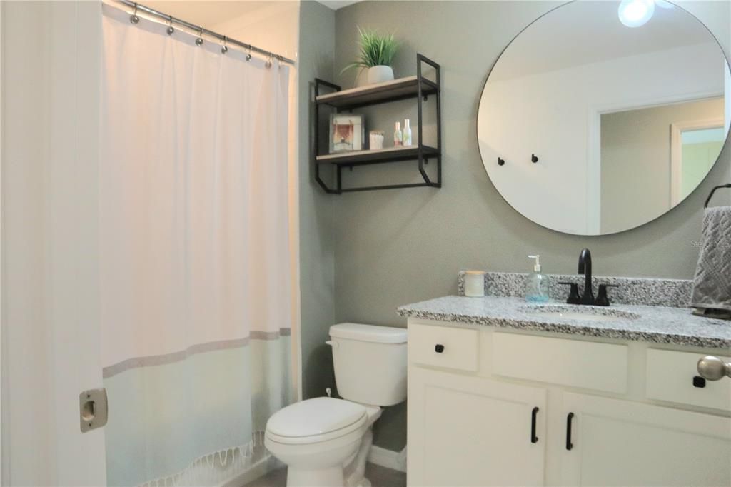 For Rent: $2,800 (3 beds, 2 baths, 1814 Square Feet)