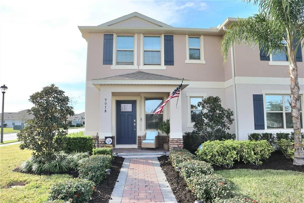For Rent: $2,800 (3 beds, 2 baths, 1814 Square Feet)