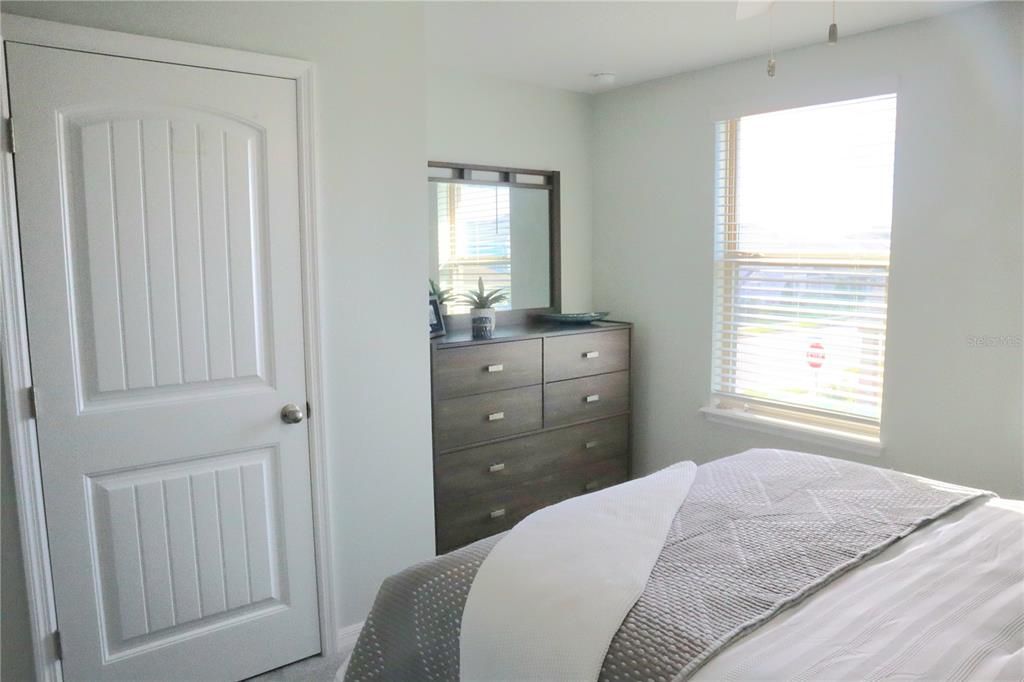 For Rent: $2,800 (3 beds, 2 baths, 1814 Square Feet)