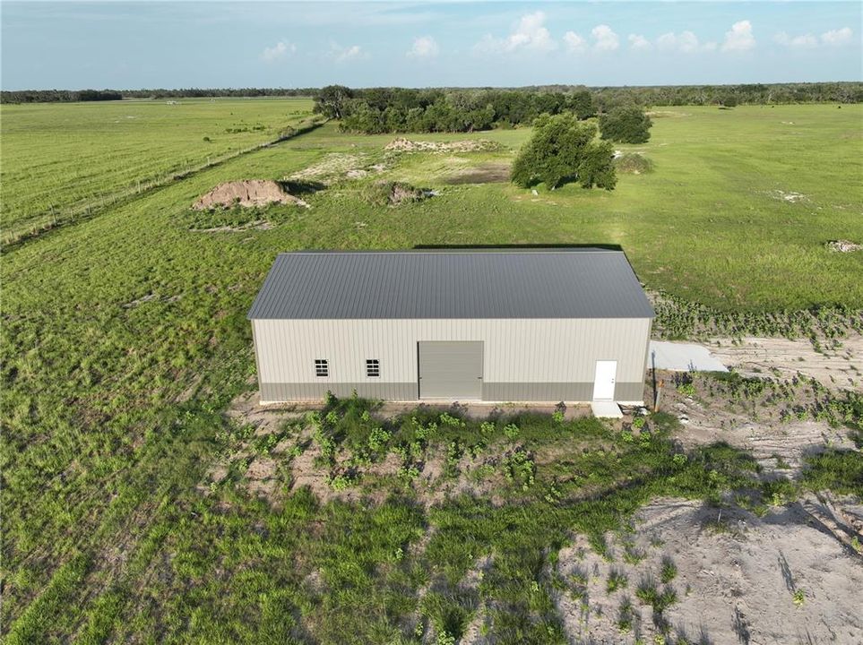 En Venta: $600,000 (27.59 acres)