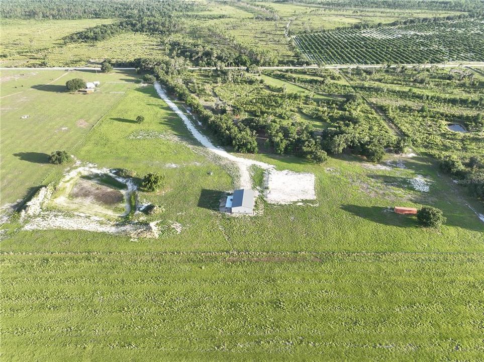 En Venta: $600,000 (27.59 acres)