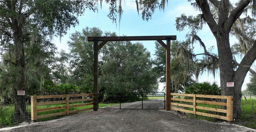 For Sale: $600,000 (27.59 acres)