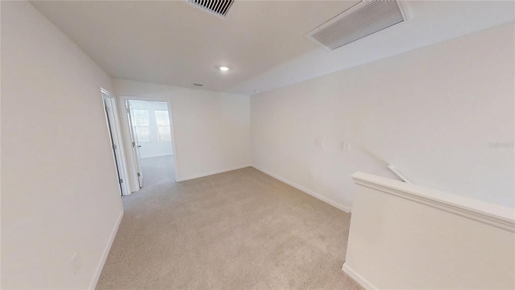 For Rent: $1,950 (3 beds, 2 baths, 1808 Square Feet)