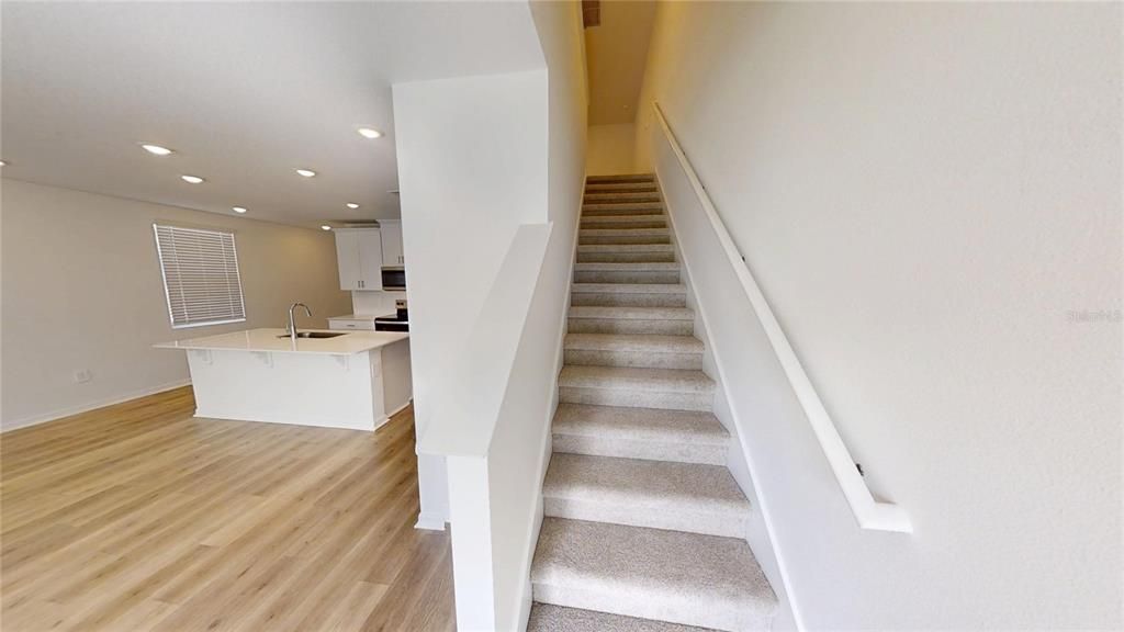 For Rent: $1,950 (3 beds, 2 baths, 1808 Square Feet)