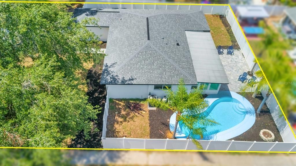 For Sale: $429,900 (4 beds, 2 baths, 1865 Square Feet)
