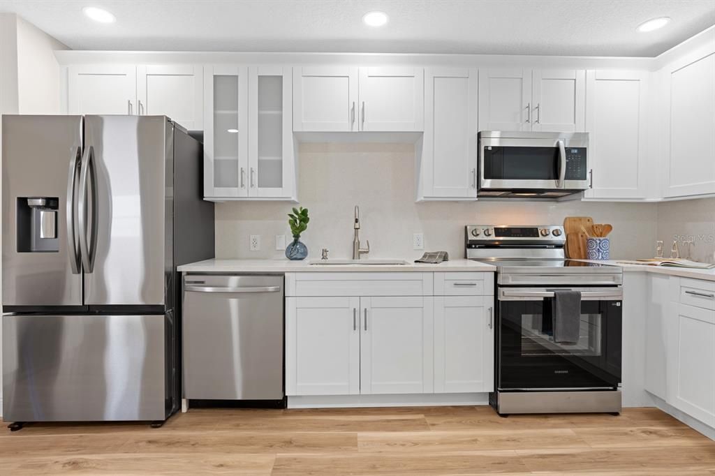 For Sale: $429,900 (4 beds, 2 baths, 1865 Square Feet)