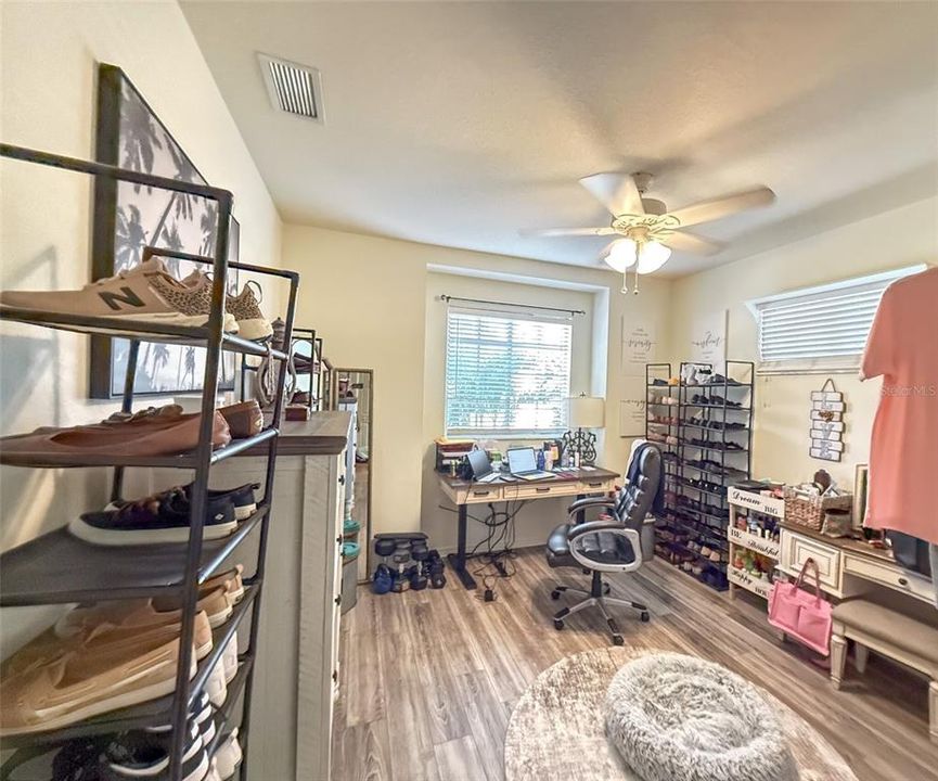 For Rent: $1,900 (2 beds, 2 baths, 1243 Square Feet)