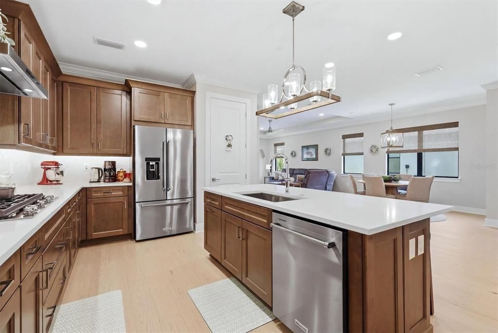 For Sale: $535,000 (3 beds, 2 baths, 1802 Square Feet)