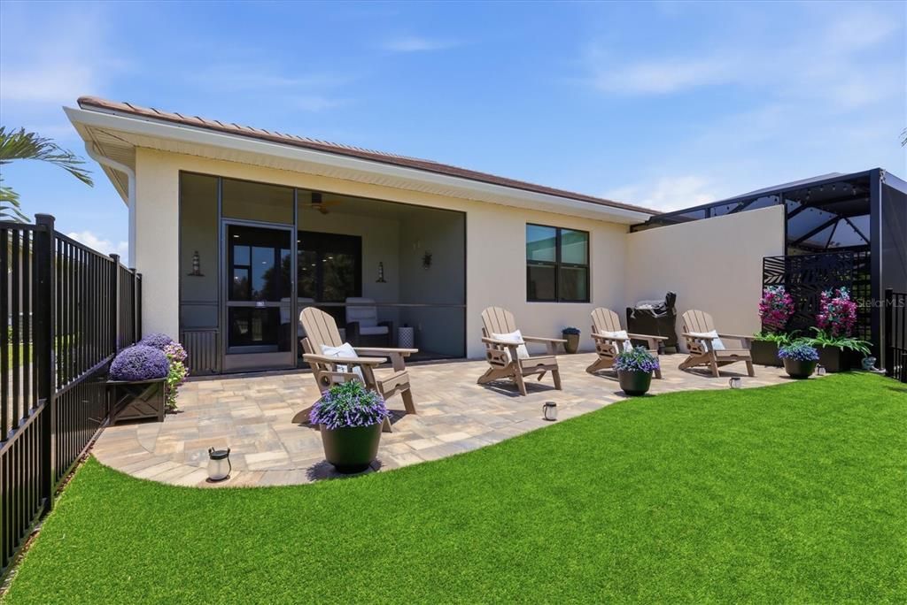 For Sale: $535,000 (3 beds, 2 baths, 1802 Square Feet)