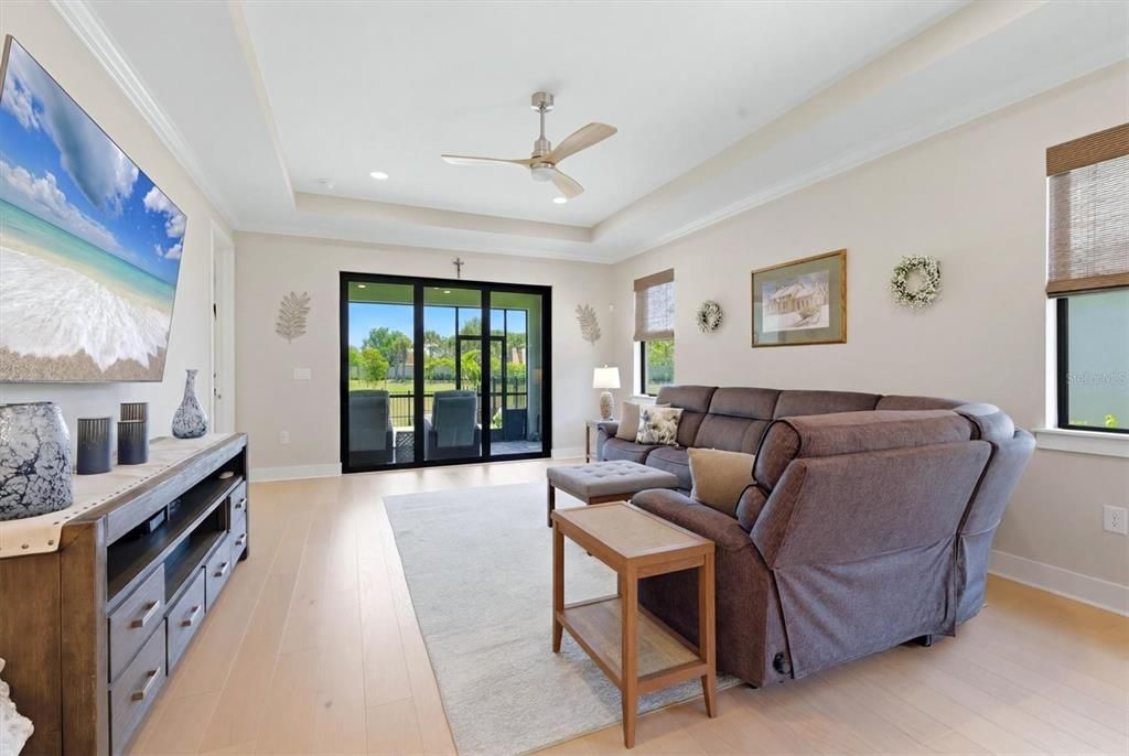 For Sale: $535,000 (3 beds, 2 baths, 1802 Square Feet)