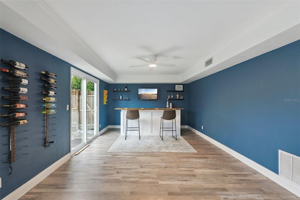 For Sale: $382,500 (3 beds, 2 baths, 1853 Square Feet)