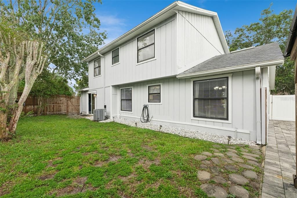 For Sale: $382,500 (3 beds, 2 baths, 1853 Square Feet)