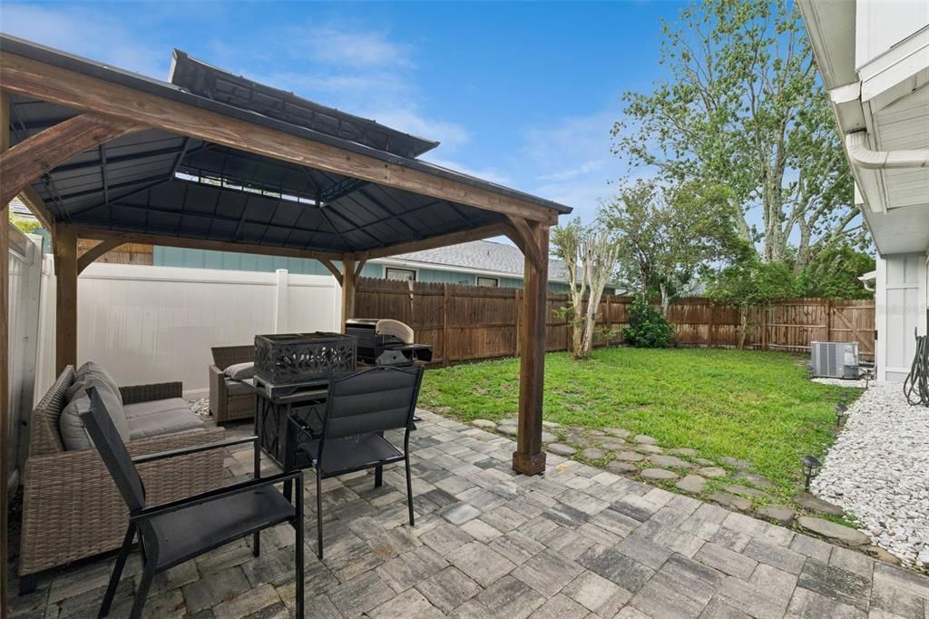 For Sale: $382,500 (3 beds, 2 baths, 1853 Square Feet)