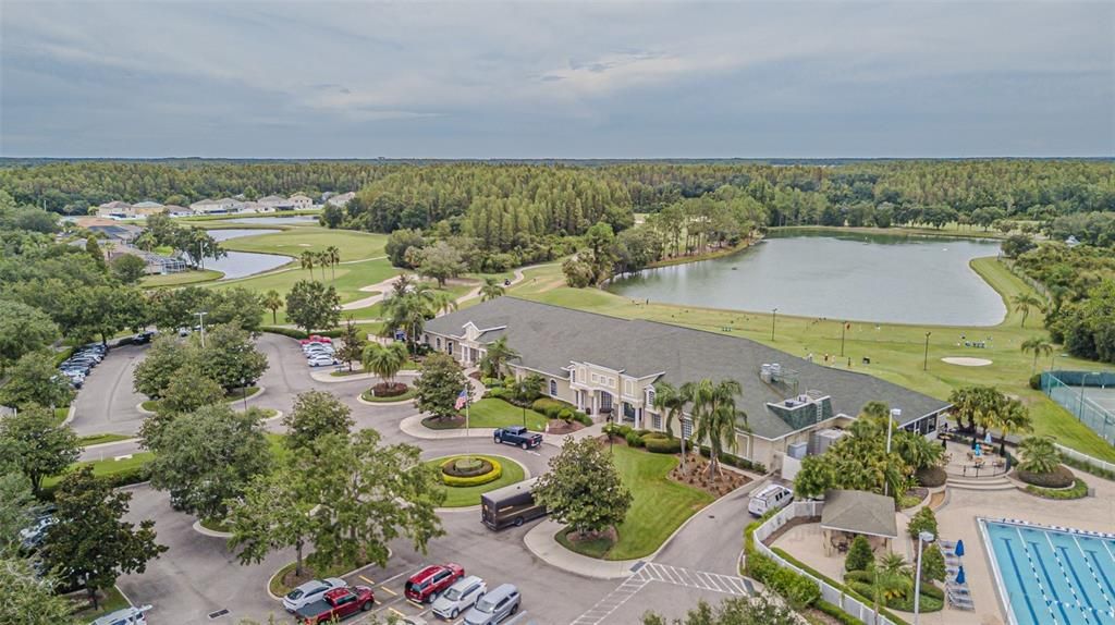 На продажу: $450,000 (4 спален, 2 ванн, 1827 Квадратных фут)