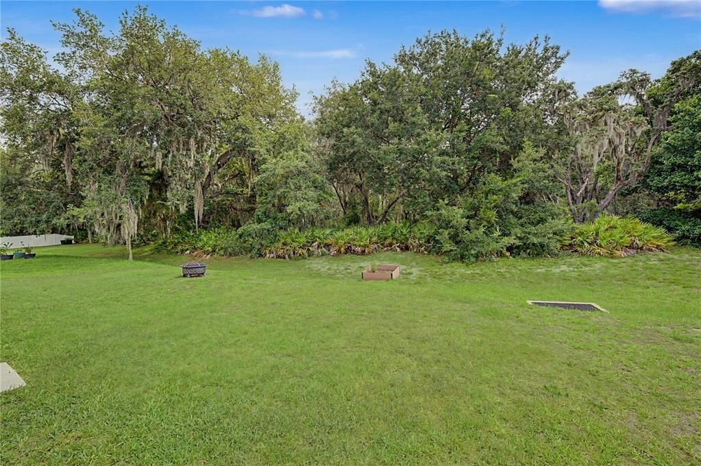 На продажу: $450,000 (4 спален, 2 ванн, 1827 Квадратных фут)