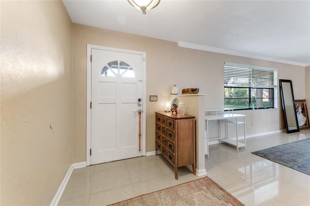 For Sale: $400,000 (4 beds, 3 baths, 2064 Square Feet)