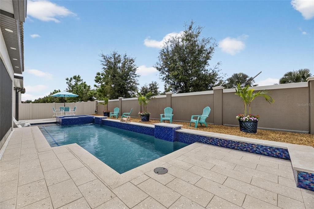 For Sale: $585,000 (3 beds, 3 baths, 2651 Square Feet)