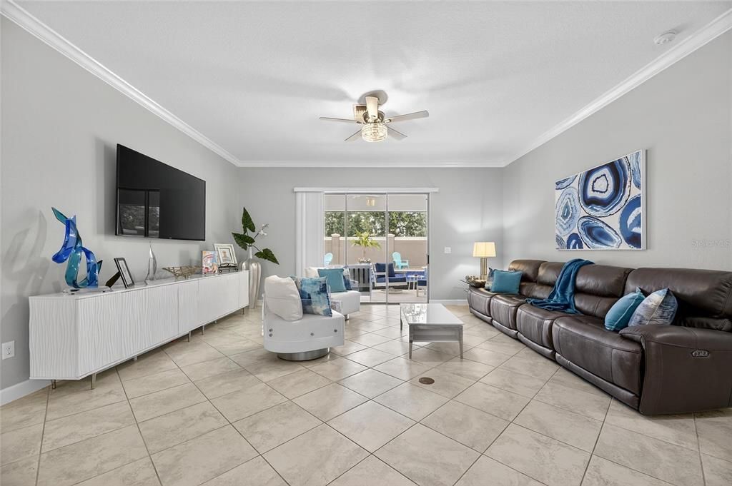 For Sale: $585,000 (3 beds, 3 baths, 2651 Square Feet)