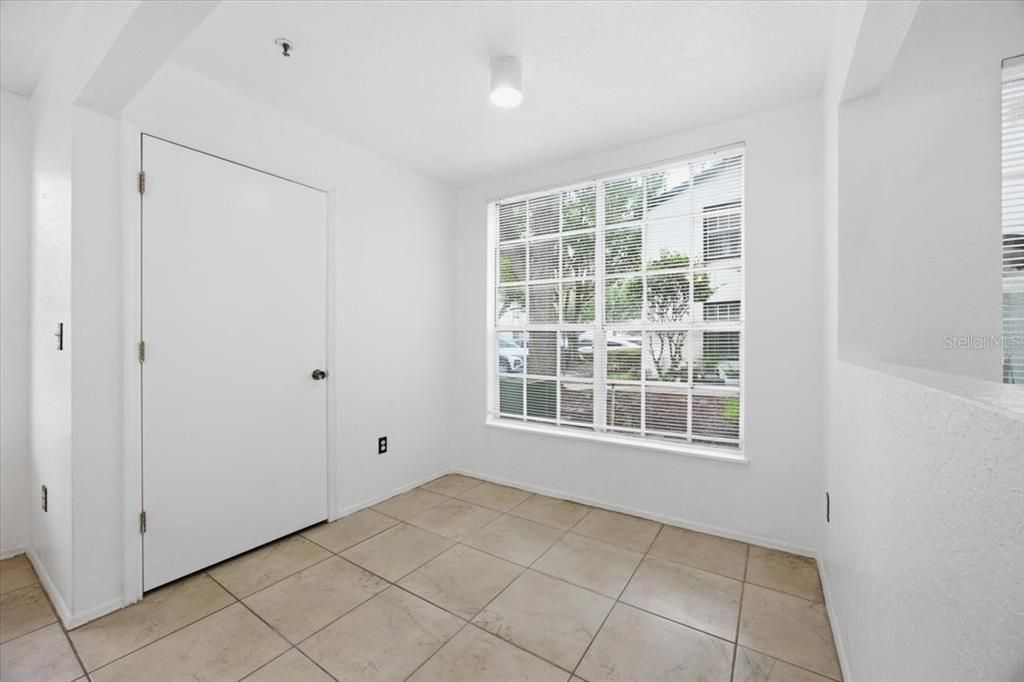For Rent: $1,700 (2 beds, 2 baths, 1078 Square Feet)