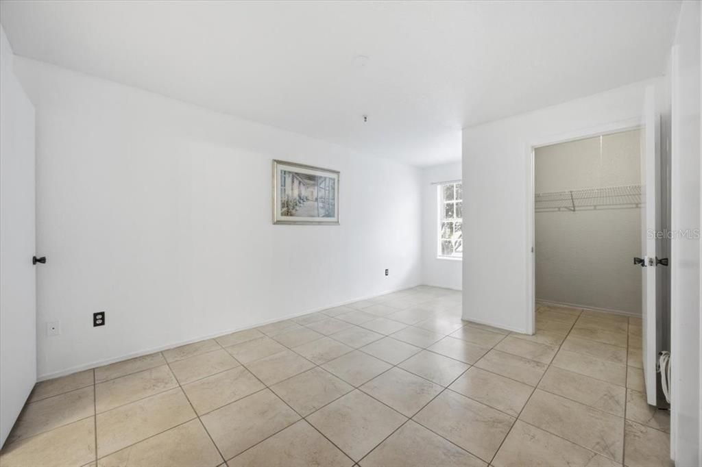 For Rent: $1,700 (2 beds, 2 baths, 1078 Square Feet)
