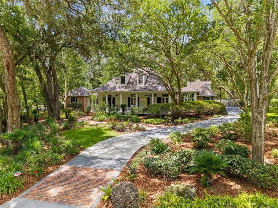 En Venta: $1,198,000 (6 camas, 4 baños, 4281 Pies cuadrados)