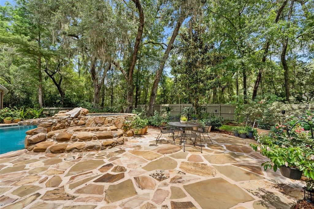 En Venta: $1,198,000 (6 camas, 4 baños, 4281 Pies cuadrados)