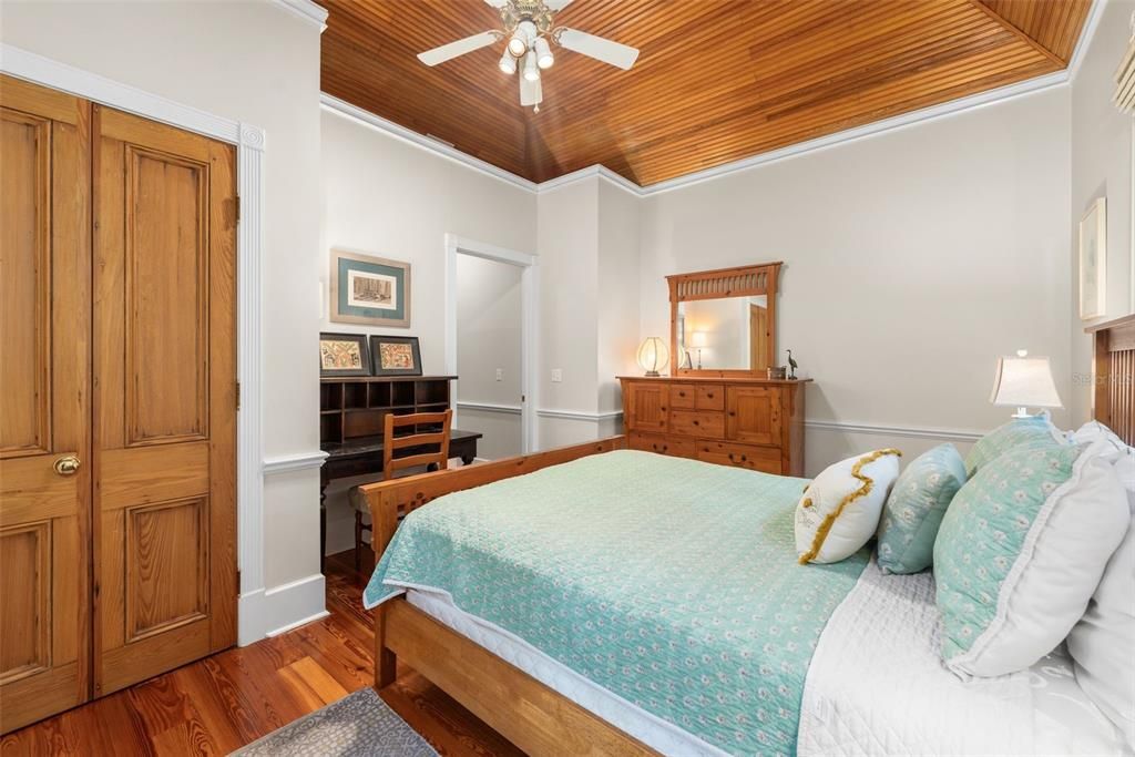 En Venta: $1,198,000 (6 camas, 4 baños, 4281 Pies cuadrados)