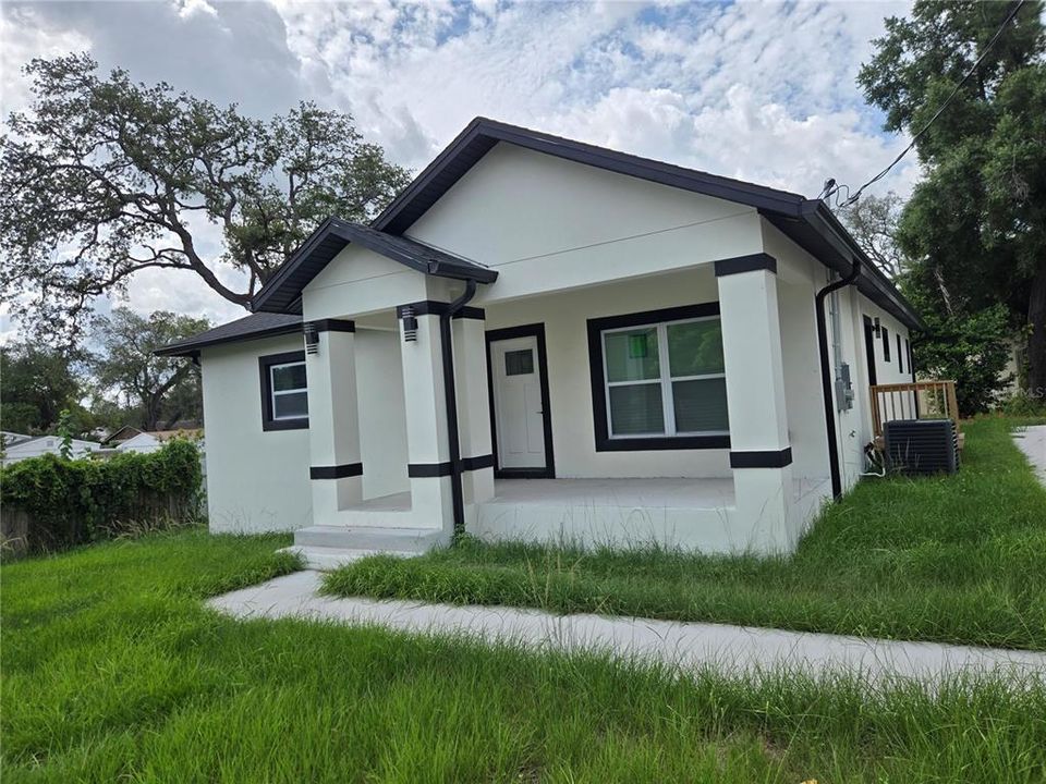 For Sale: $465,000 (4 beds, 3 baths, 1683 Square Feet)