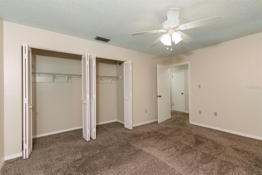 For Rent: $1,800 (2 beds, 1 baths, 1024 Square Feet)