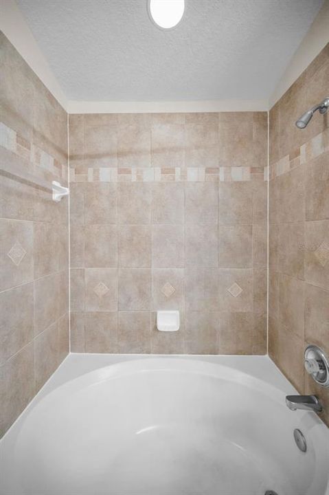 For Sale: $264,900 (3 beds, 2 baths, 1686 Square Feet)