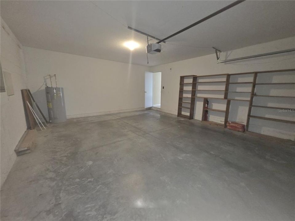For Sale: $329,900 (4 beds, 3 baths, 3050 Square Feet)