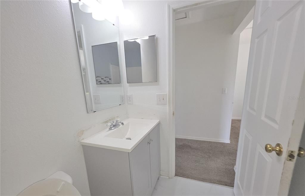 For Sale: $329,900 (4 beds, 3 baths, 3050 Square Feet)
