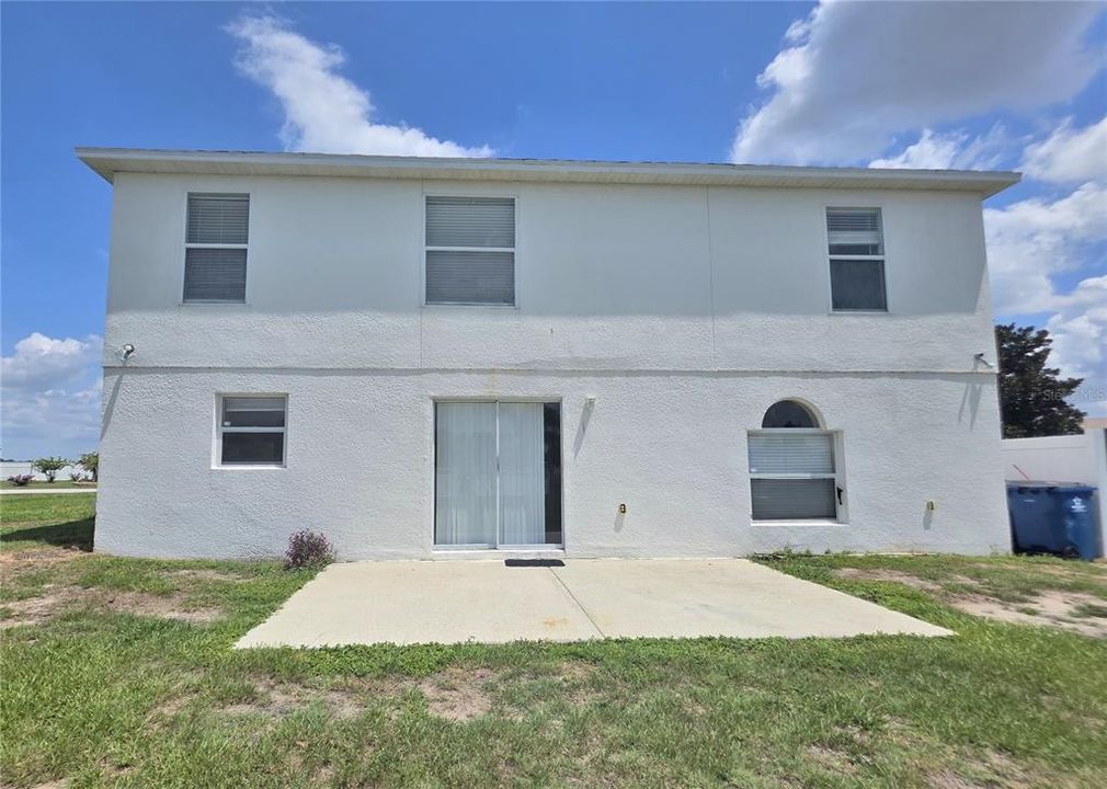 For Sale: $329,900 (4 beds, 3 baths, 3050 Square Feet)