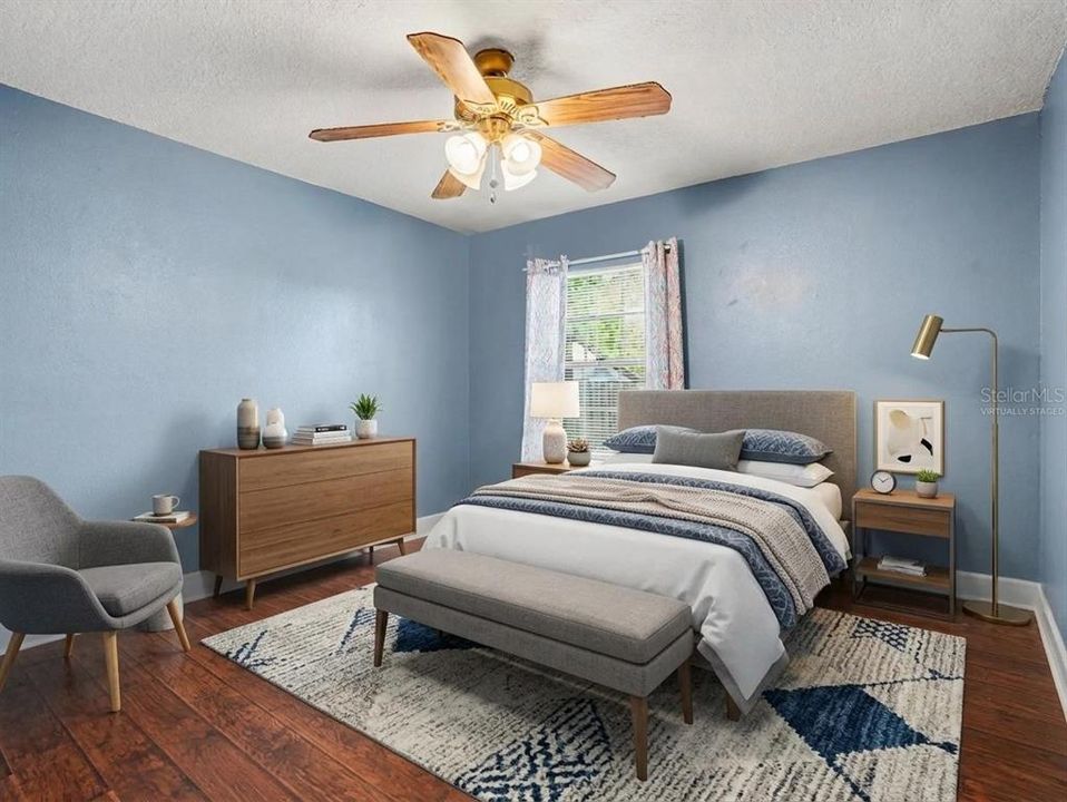 For Sale: $399,999 (4 beds, 2 baths, 2097 Square Feet)