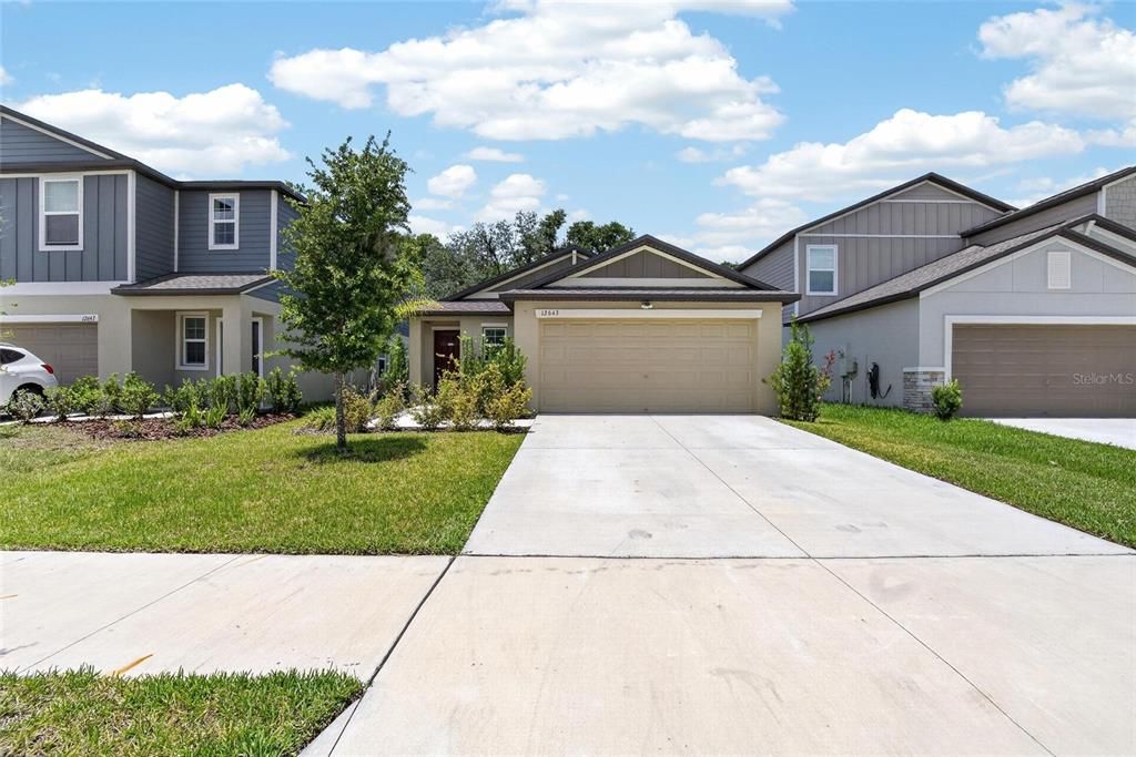 For Rent: $2,700 (3 beds, 2 baths, 1451 Square Feet)