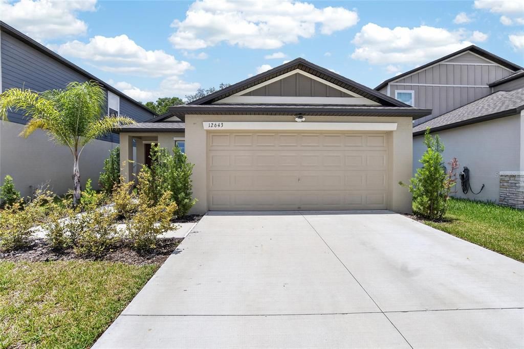For Rent: $2,700 (3 beds, 2 baths, 1451 Square Feet)