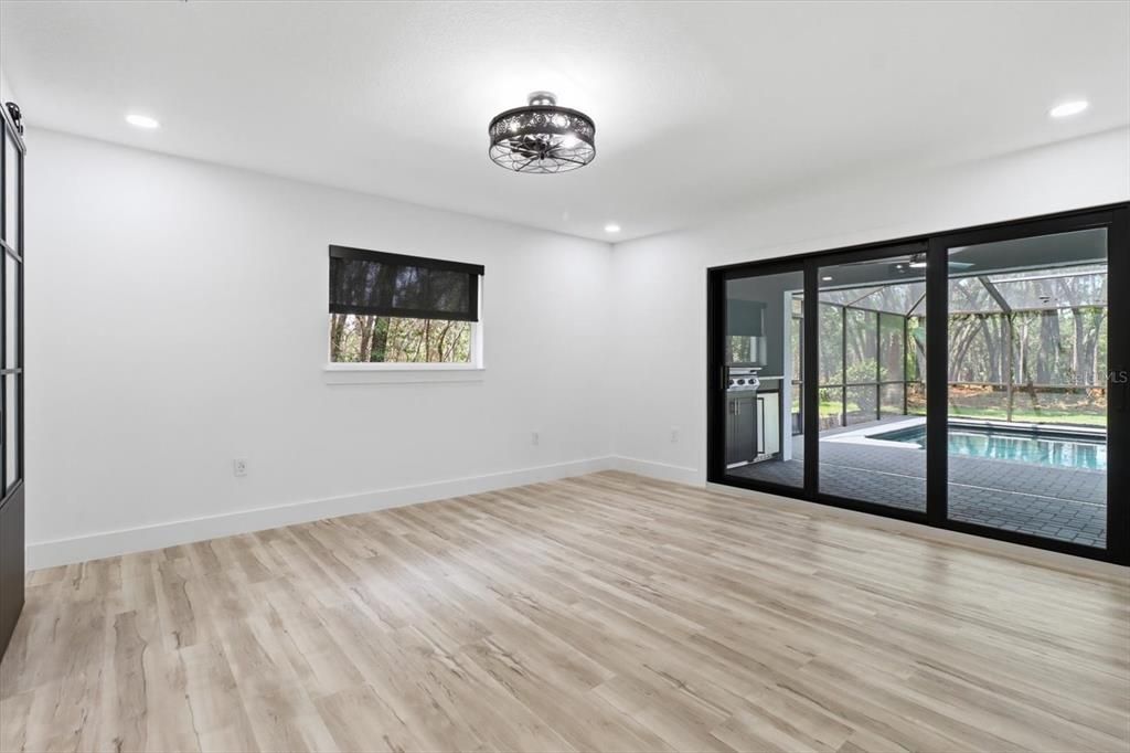 For Sale: $1,100,000 (3 beds, 2 baths, 2113 Square Feet)