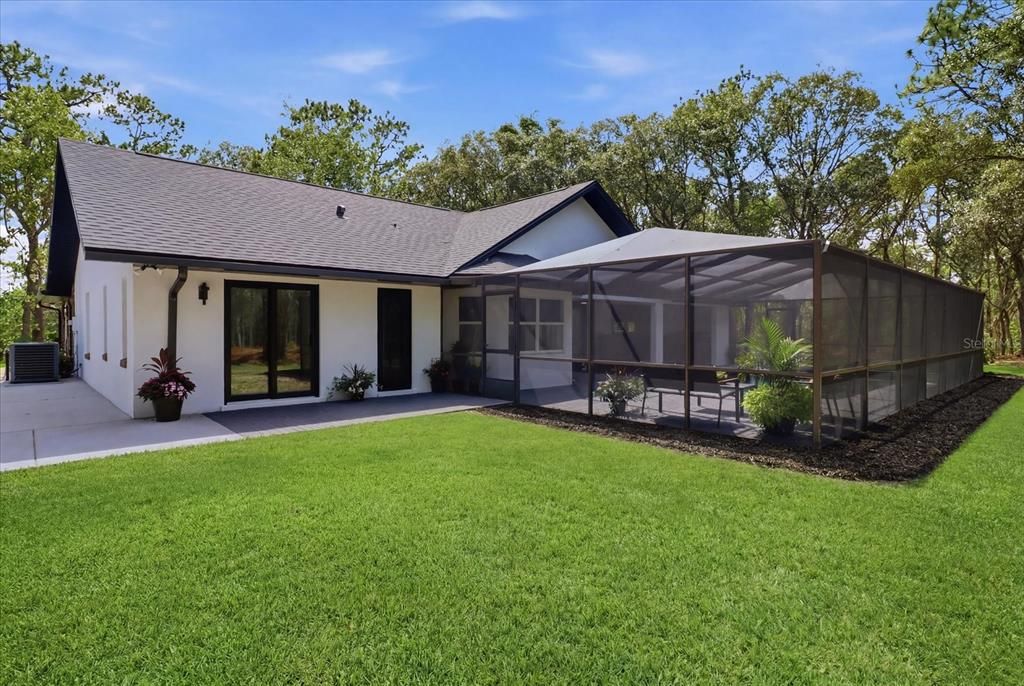 For Sale: $1,100,000 (3 beds, 2 baths, 2113 Square Feet)